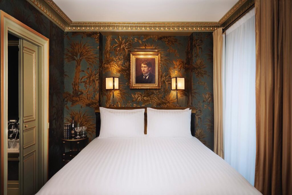 best hotels in paris